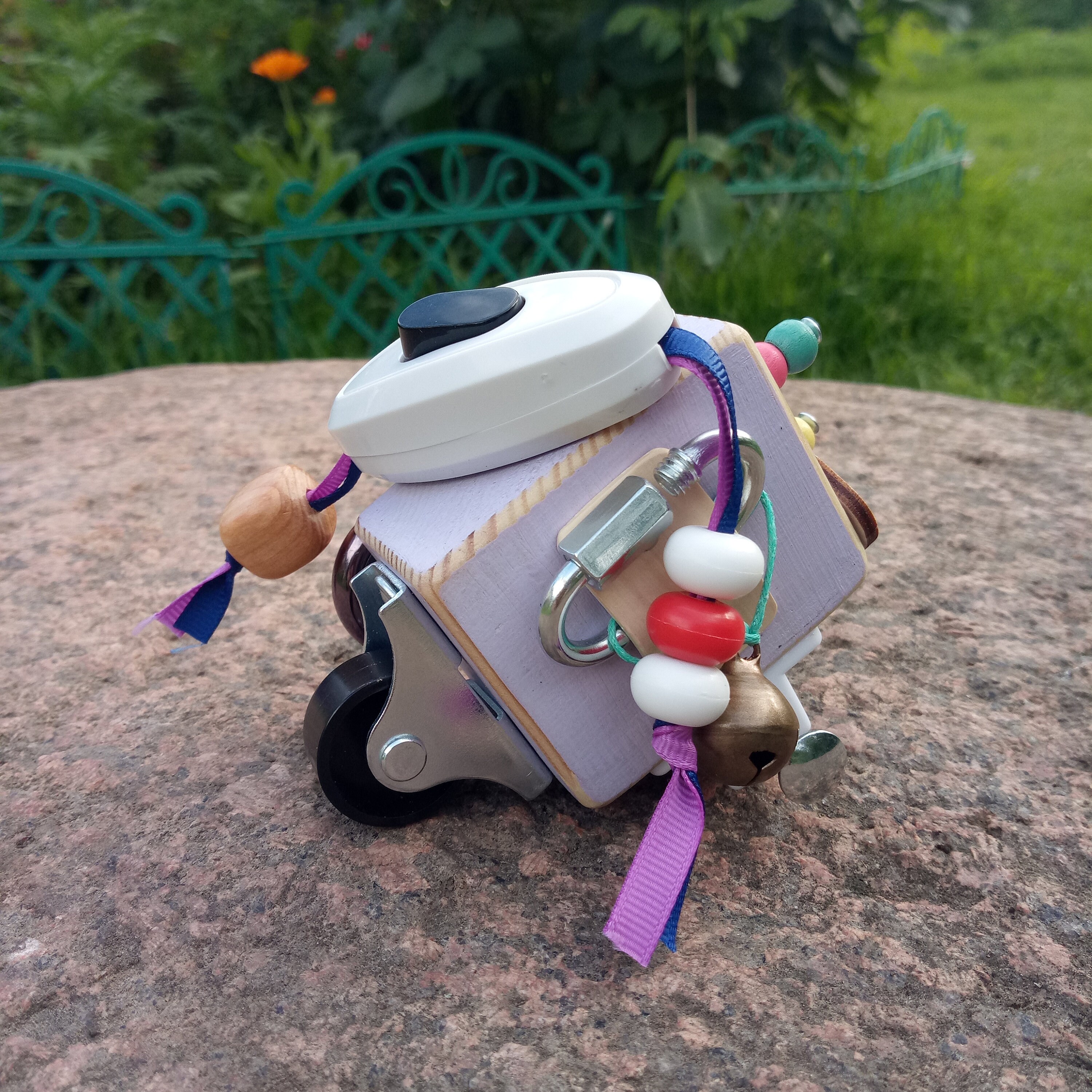 Unusual fidget toy or sensory cube for little's. Excellent Etsy