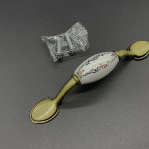 Ceramic Drawer Door Handles, Set of 5 White-Gold Ceramic Handle Pull, Kitchen handle, Porcelain pen, Knob Cabinet, Decorative handles