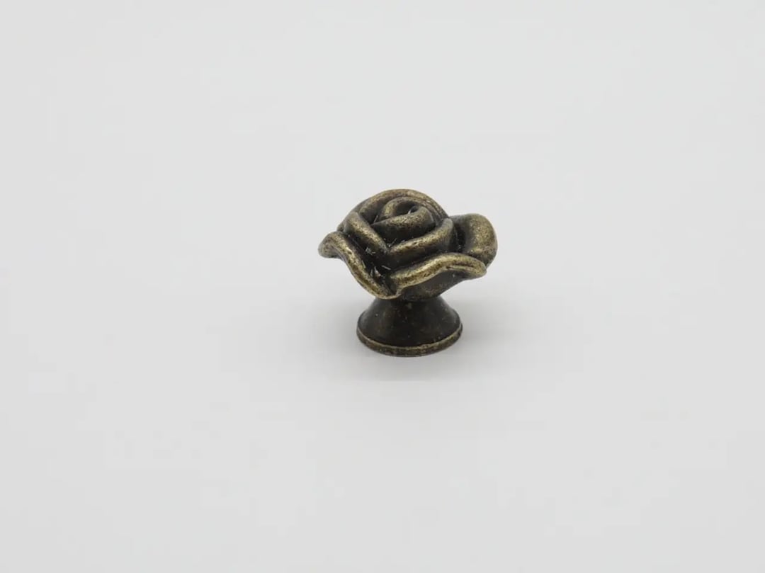 Handles With Ruffles Handmade Rose Furniture Handles, Set of 5 Rustic Cabinet Pull, Round ...