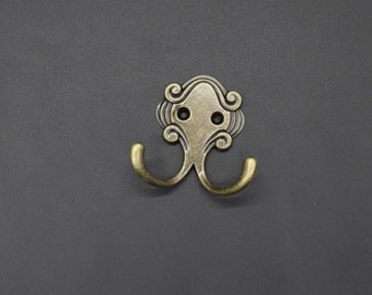 The furniture hanger, Vintage Brass Wall Hook, Hook, Wall hook, Bronze hook, Hook for hat 55x40 mm