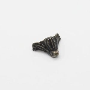 Vintage Bein Schmuckschatulle, Metallbox Füße, dekorativer Fuß, Miniatur Metallbein für Wohnkultur, Beinschutzboxen, Box Case Foot 20х24mm