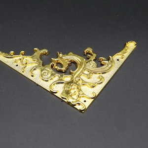 Set van 5 gouden decoratieve hoekbeschermers voor boeken, antieke hoekbeschermers boven het hoofd, vintage metalen hoekbeschermer voor scrapbooking, 95х82 mm