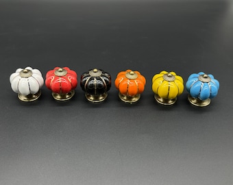 Set of 5 Cabinet knobs, Cabinet hardware, Round door knob, Decorative knobs, Halloween furniture, Antique furniture 38x37, Hardware knobs