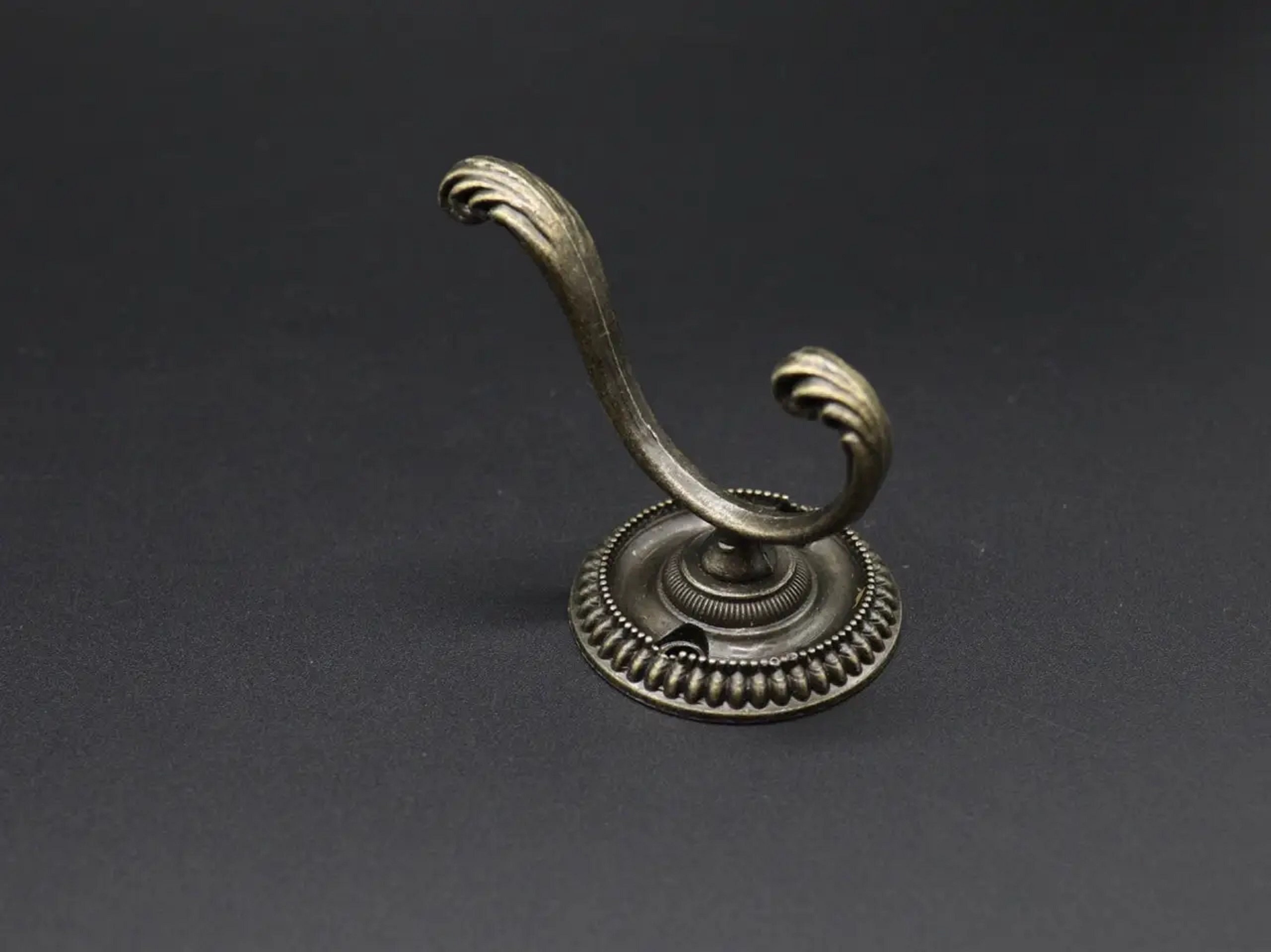 Vintage Brass Wall Hook, The furniture hanger, Hook, Wall hook, Bronze hook 70x45 mm