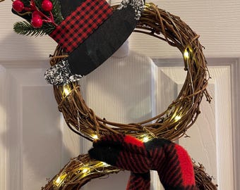 Lighted Snowman Wreath, Grapevine Snowman, Seasonal Wreath, Front Door Decor for Winter, Rustic Winter Wreath with Lights, Country Snowman