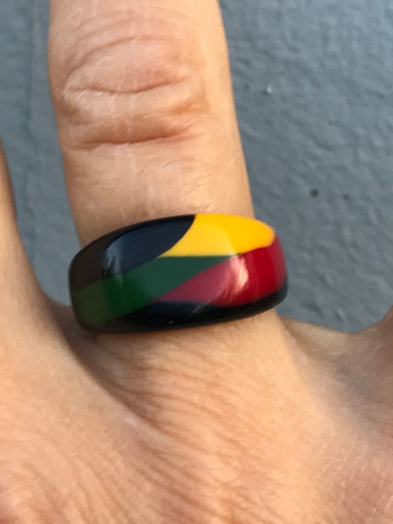 Vintage 90s Resin Plastic Ring Commemorates Philad