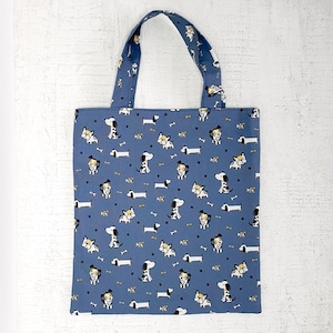 Adorable sac fourre-tout fait main en tissu pour chien | Cadeau pour amoureux des chiens | Sac fourre-tout pour enfants | Cabas en tissu bleu | Cartable scolaire | Accessoire de sac unique |
