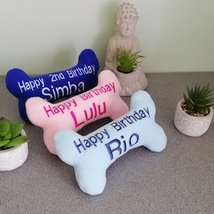 Personalised Embroidered Squeaky HAPPY BIRTHDAY Dog Bone Toy. Ideal BIRTHDAY present for Dogs and Puppies.