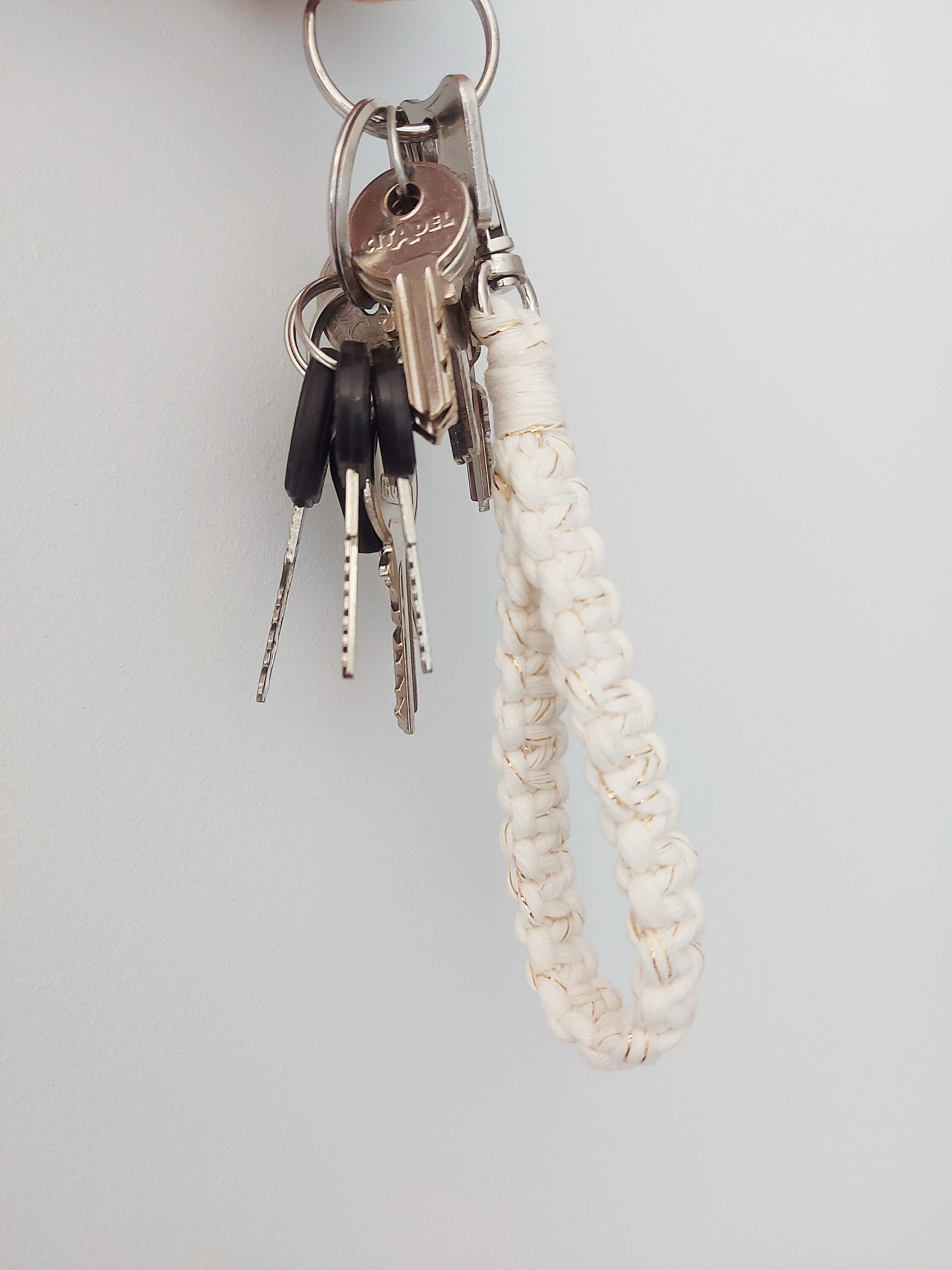 Keychain with loop / loop lanype 15 cm macrame boho gift Etsy