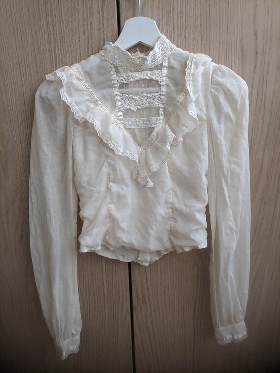 White Vintage Blouse "Jessica's Gunnies" Victorian