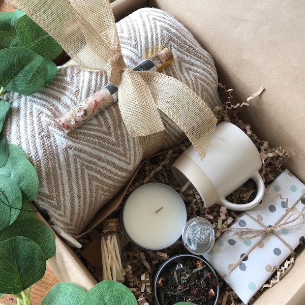 Hygge Gift Box for A Loved One, Birthday Box for Her,  Cozy Evening Gift, Post Surgery ,Get Well Soon Giftbox
