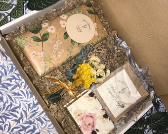 Pick Me Up Gift Box: Mini Candles, Treats, Bracelet or Earrings