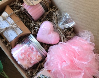 Handmade Whipped Soap Gift Box, Bath Bomb, Candle, Bath Dust Set