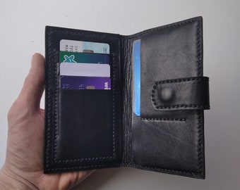 unisex black leather wallet 5 card compartments 2 cash compartments closing wallet size15x9 cm pocket and purse wallet