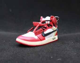 Mini Off White x Air Jordan 1 Chicago Sleutelhanger Sneakers - Etsy  Nederland