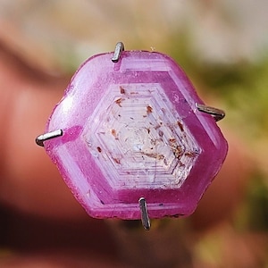 Amazing Quality..! Hexagon Ruby - Natural Ruby stone - Flashy ruby Raw crystal - Ruby with Flashy Hexagonal pattern - Rare Ruby cabochon
