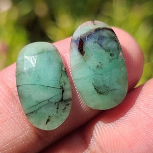 Emerald pairs Faceted - Natural Zambian emerald crystal - Jewelry making - Mataphysical stones - Emerald rose cut pairs