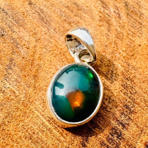 Black fire Opal.! Natural fire Opal pendant - Gift Jewelry - 925 sterling silver - Healing Crystal - Ethiopian black fire opal pendant