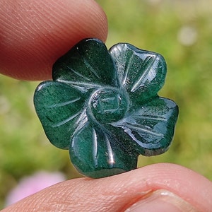 Beautiful..! Green Aventurine flower carving - Natural Aventurine stone - Mataphyiscal Crystal - Gift item - Handmade carving