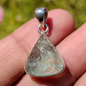 Aquamarine Carving Pendant - Natural Aquamarine stone - Mataphysical stone - Gift jewelry - 925 Silver pendant - Aquamarine pendant