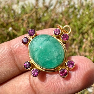 Amazing ~ Natural emerald and garnet 925 charm pendant - 925 silver gold plated - gift jewelry - Zambian Emerald and garnet pendant