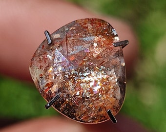 RAINBOW CONFETTI Sunstone - Sparkling Rainbow Sunstone - Metaphysical crystal - Faceted Rose cut - With Copper Inclusions - Africa,Tanzania