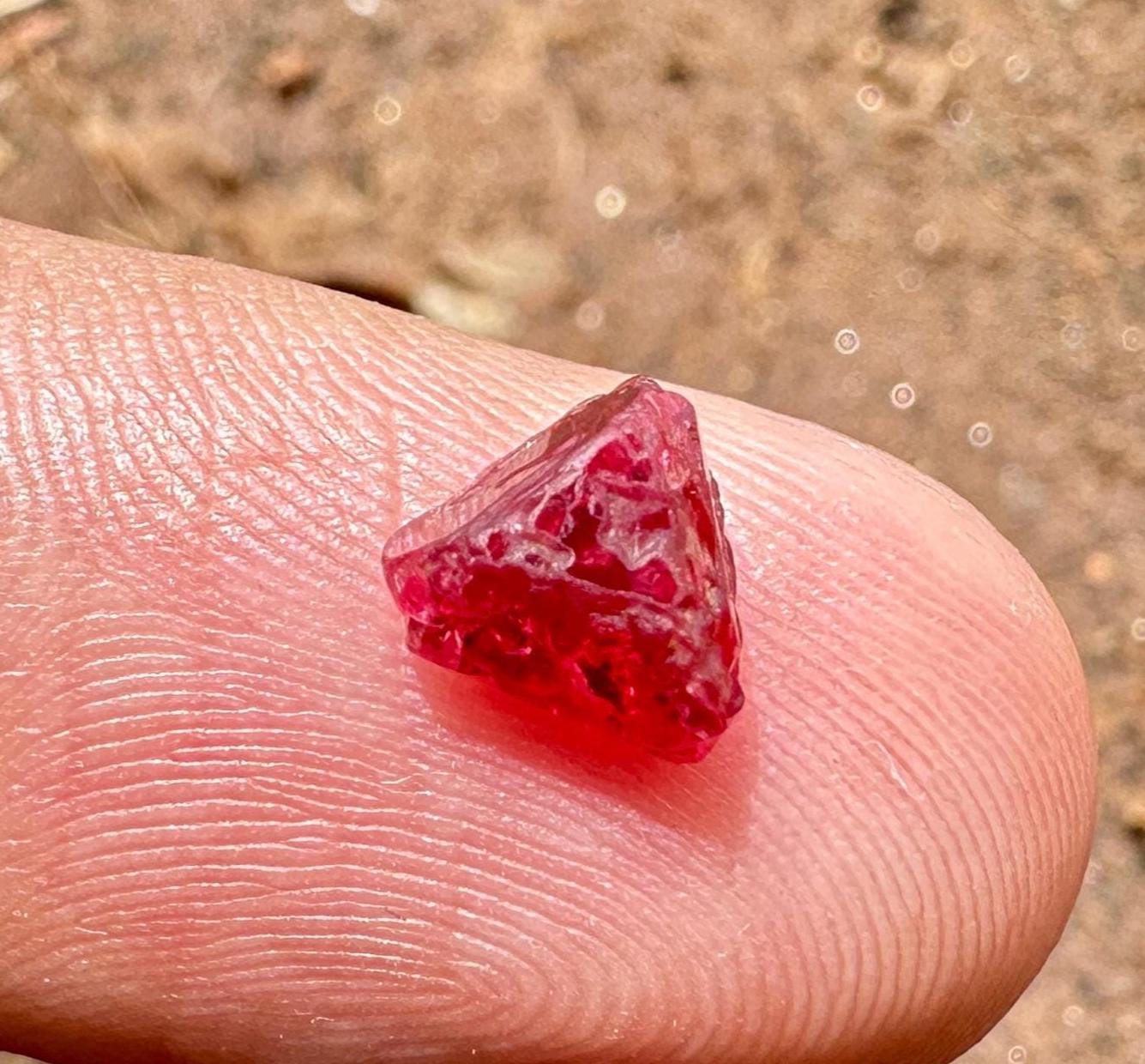 Blood Spinel.! Pigeon Red Spinel raw - Burmese red Spinel stone - Healing crystal - Jewelry making - Rare Natural Burmese spinel raw