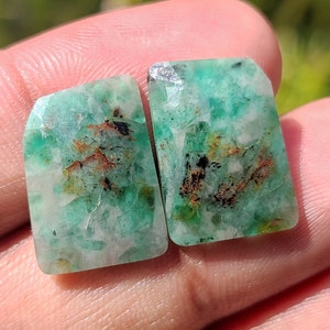Emerald pairs Faceted - Natural Zambian emerald crystal - Jewelry making - Mataphysical stones - Emerald rose cut pairs