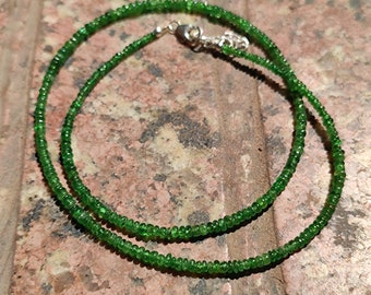 Collana di granato tsavorite - collana di perle di tsavorite lisce naturali, collana di perle di granato tsavorite rare naturali all'ingrosso