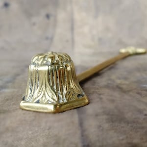 Eteignoir vintage pour bougies en laiton