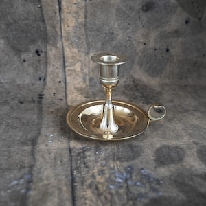 Brass candlestick holder Vintage candle holder with handle Chamberstick holder