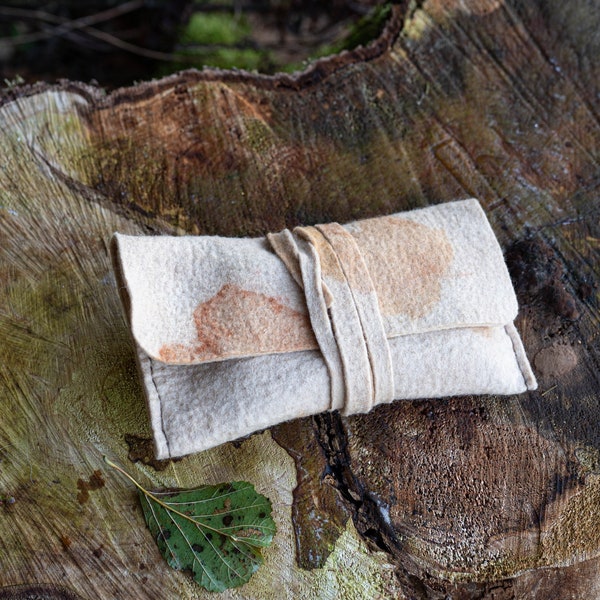 Handmade tarot wrap bag - Felted wool pouch hand dyed with the real plants - Woodland purse - Tarot reader gift