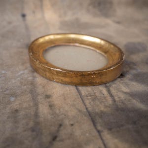 Oval gold wall picture frame - Vintage gilded wool photo holder - Italien florentine decor image 11