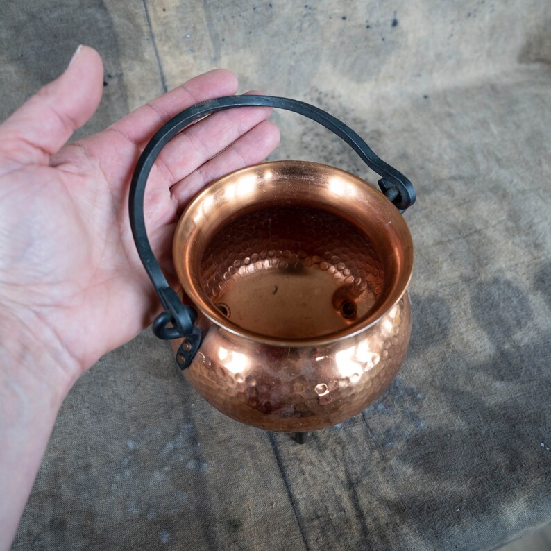 Vintage Copper Cauldron - Witch Spell Pot - Antique Rustic Offering ...