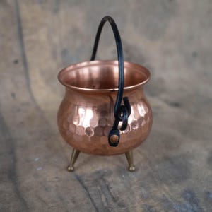 Mini copper cauldron Vintage offering bowl Witch spell pot Altar supplies