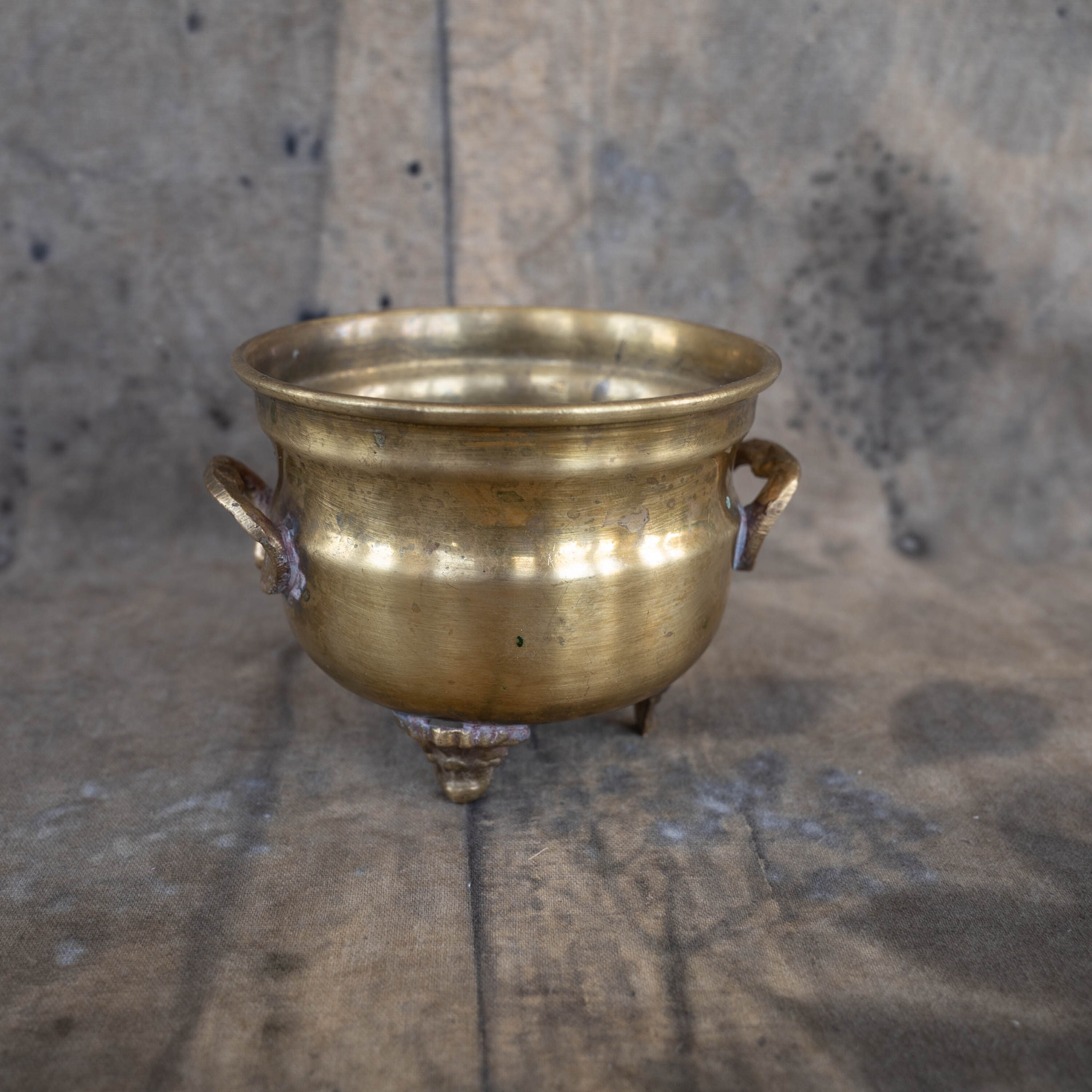Antique Vtg Brass Large Cooking Pot Cauldron w/Fixed Iron Handle