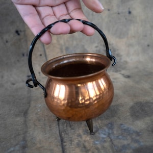 Copper cauldron Antique spell pot Wicca witch altar supplies