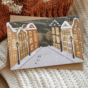 Carte de voeux Winter Street avec enveloppe | Mat, 300 g/m², 110 lb, intérieur vierge, plié | Noël, Vacances, Neige, Hiver, Cosy, Village