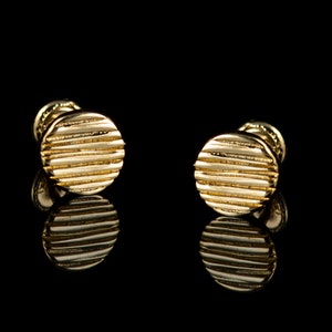 14k Yellow Solid Gold Stripped Textured Round Screw Back Earrings,14k Yellow Gold Round Studs,14k Striped Round Earrings, Classy 14k Studs
