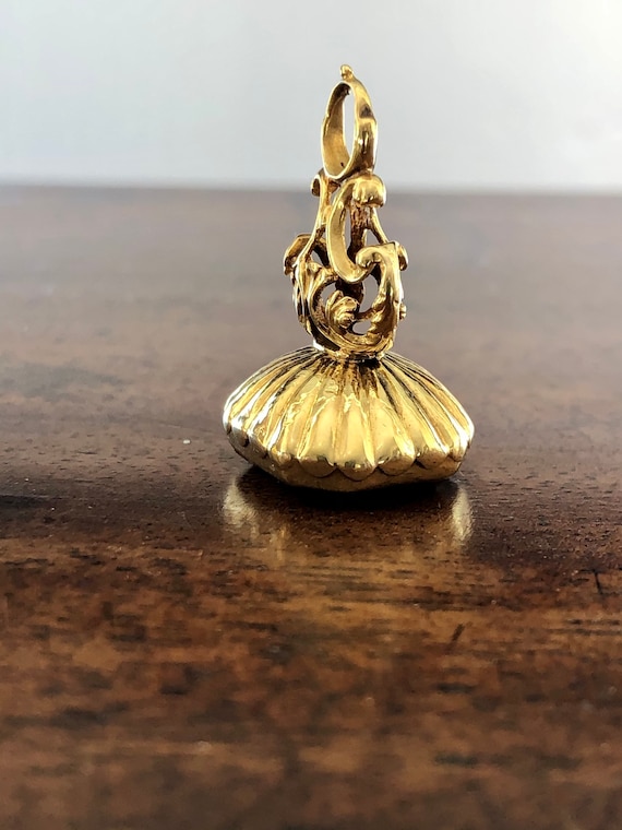 Antique Victorian 18ct gold fob seal pendant carn… - image 3