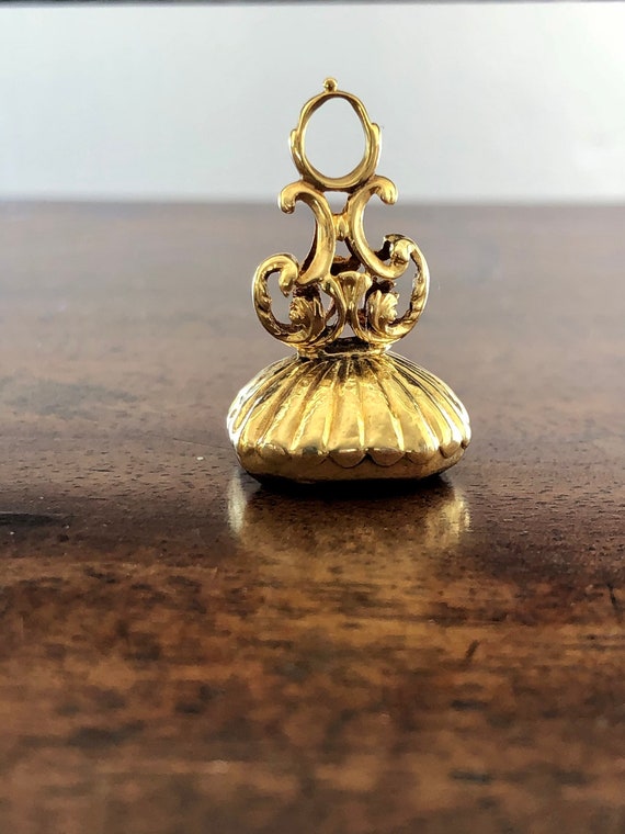 Antique Victorian 18ct gold fob seal pendant carn… - image 2