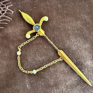 Antique 18ct Gold Sword Brooch | Natural Sapphire & Pearls | French Eagle’s Head Hallmark | Victorian Jewellery | Symbol of Courage