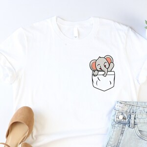 Pocket Elephant Shirt, Elephant Lover Shirt, Women Elephant Shirt, Elephant Outfit, Elephant Mom Shirt, Elephant Baby Shirt, Animal Tee, Mom