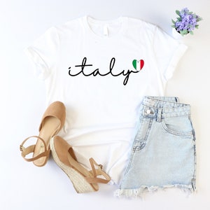 Italy Shirt, Heart Italian Flag Shirt, Italy Travel Woman’s Shirt, Italy Lover Shirt, Italy Trip Tee, Italy Souvenir Shirt, Gift For Itatian