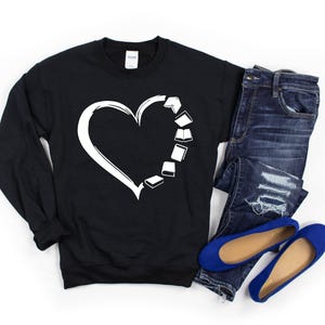 Books heart sweatshirt, book lover sweatshirt, reading sweatshirt, bookish sweatshirt, book lover shirt, librarian shirt, book lover gift