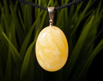 Genuine natural Baltic yellow amber pendant with beautiful pattern, Baltic yellow amber jewelry , Ukrainian amber shop