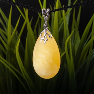 Yellow amber pendant, Natural baltic amber, Baltic amber jewelry, Natural amber pendant, Yellow baltic amber, Handmade baltic amber