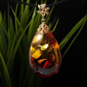Large Cherry-golden Baltic amber pendant with nice glitters, Modern natural Baltic amber jewelry, Huge exclusive cherry-golden amber pendant