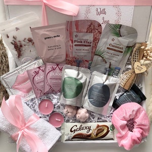 Ladies Gift Box Birthday Hamper Pamper Box Relaxation Spa Gift Box For Women Care Package For Her Pamper Gift Set Self Care Package