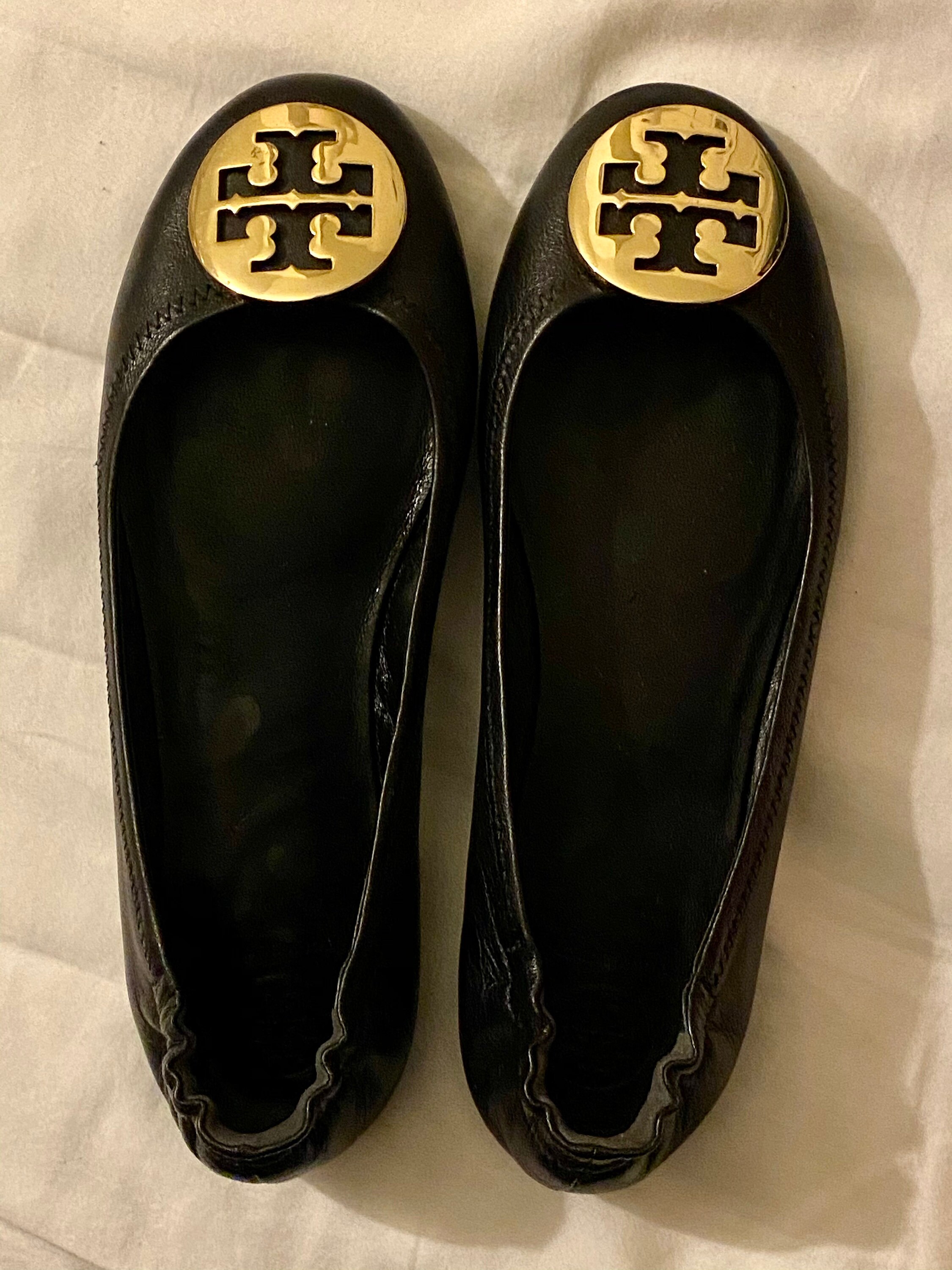 tory burch flats black and gold